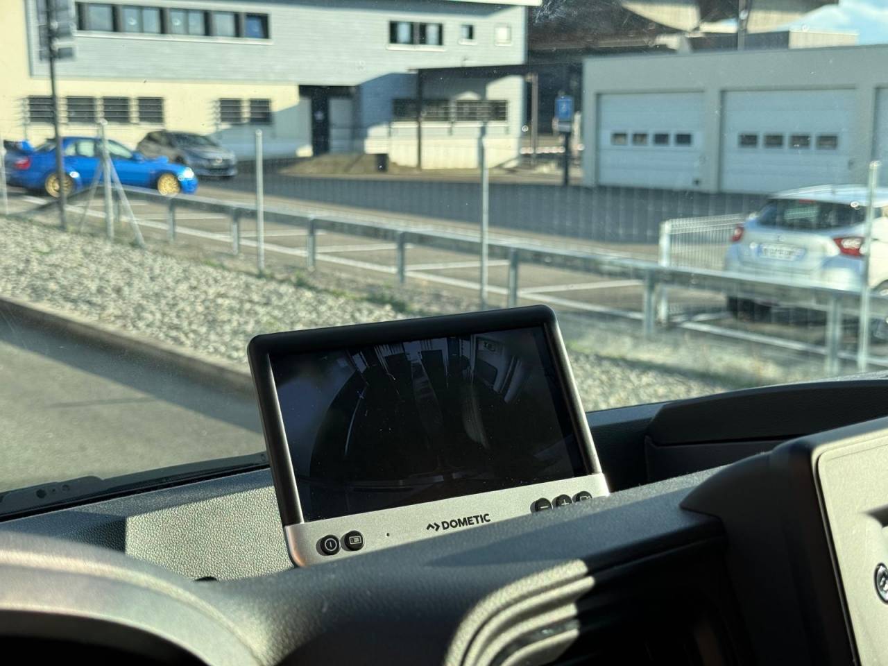 Furgoneta para caballos STX STX 2021 De segunda mano