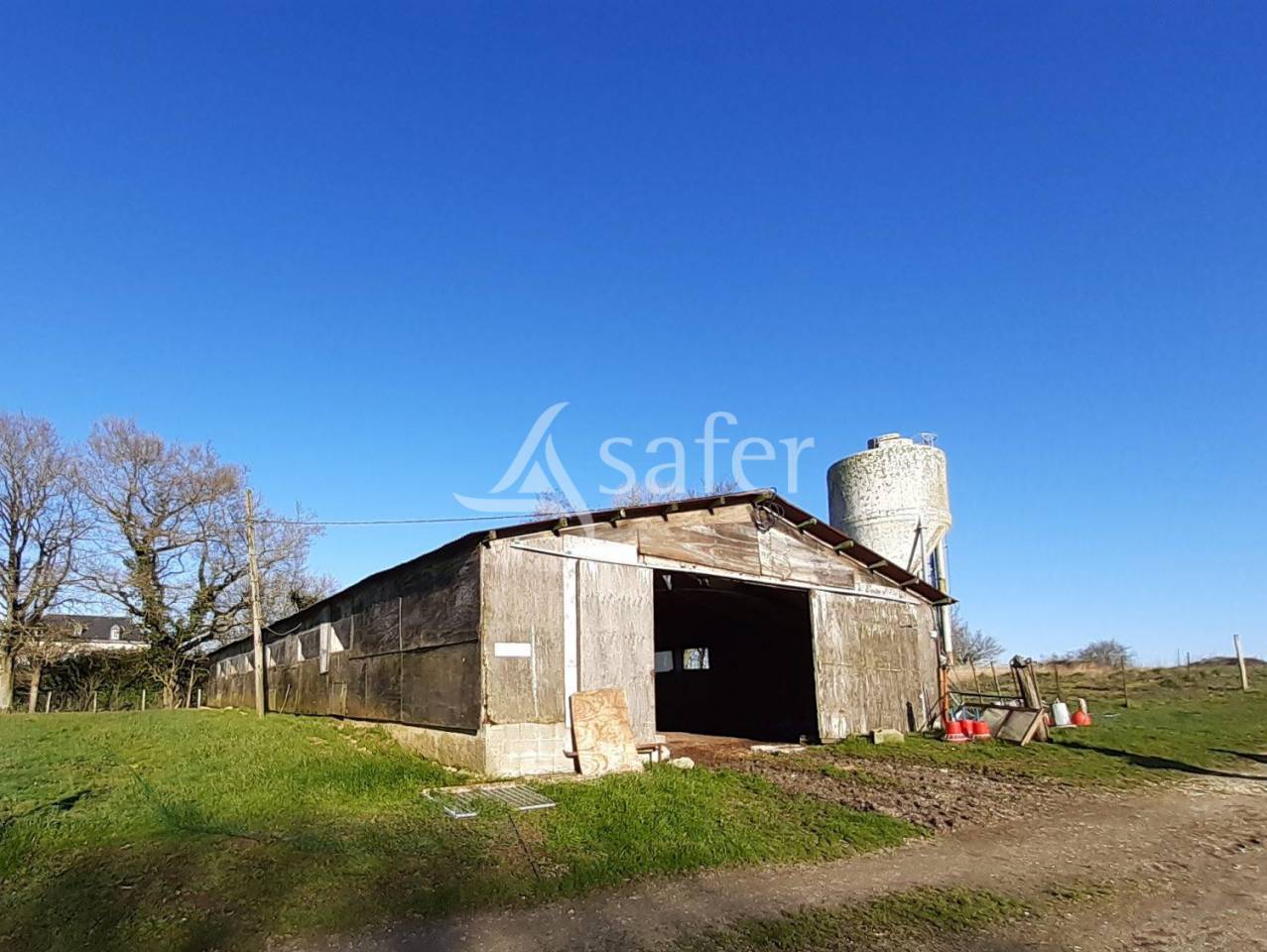 Explotación avícola En venta Deux-Sèvres