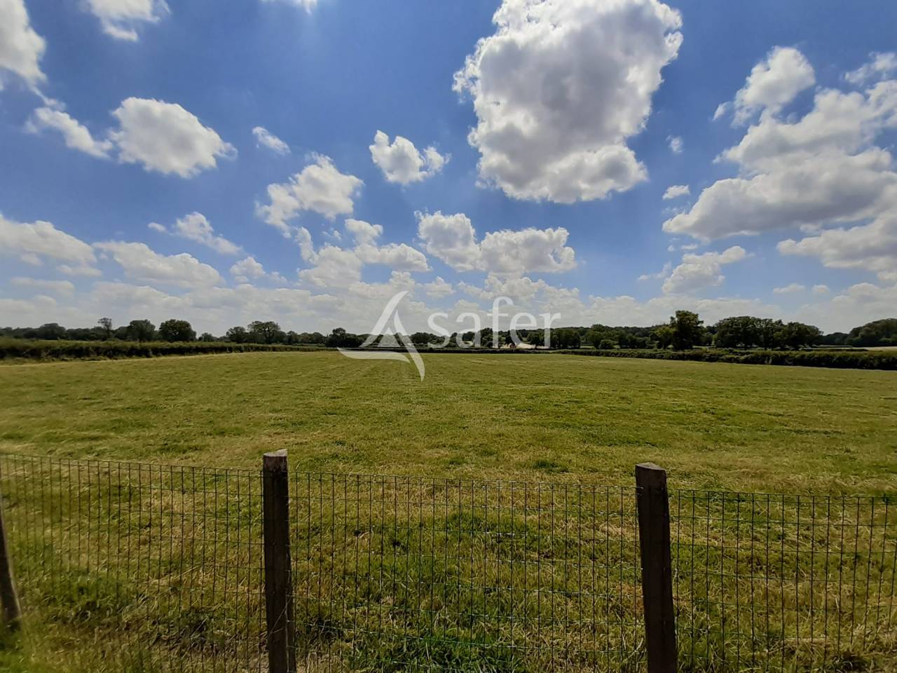 Explotación agrícola En venta Deux-Sèvres