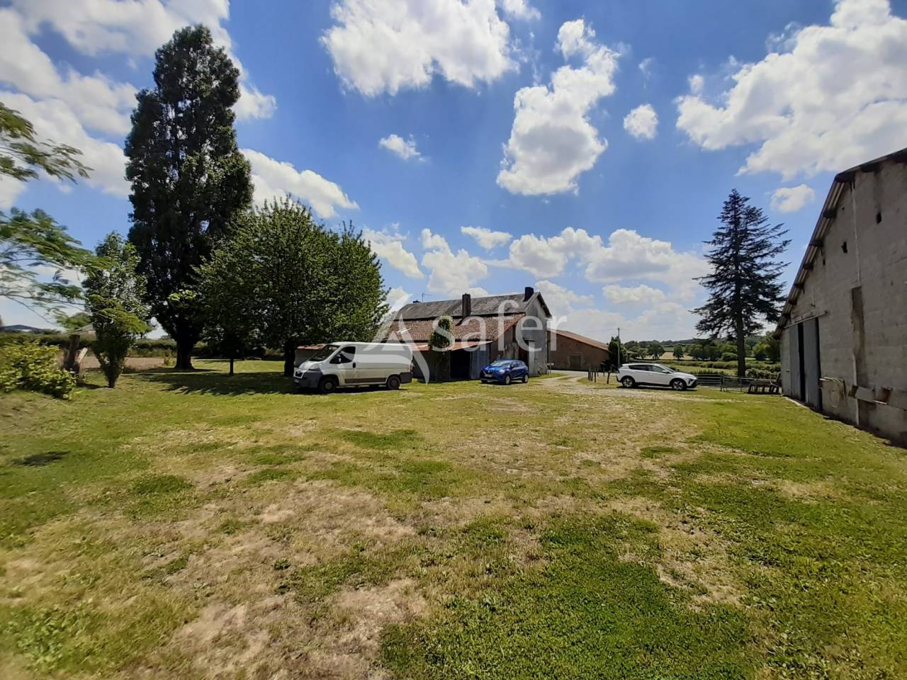 Explotación agrícola En venta Deux-Sèvres