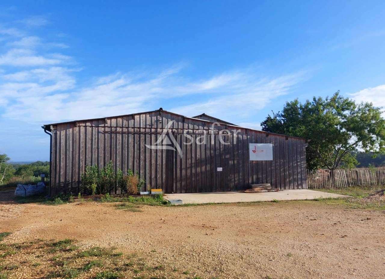 Explotación agrícola En venta Dordoña