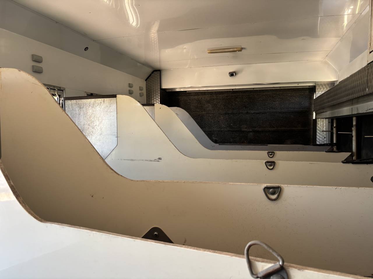 Camión para caballos Daf  2004 De segunda mano