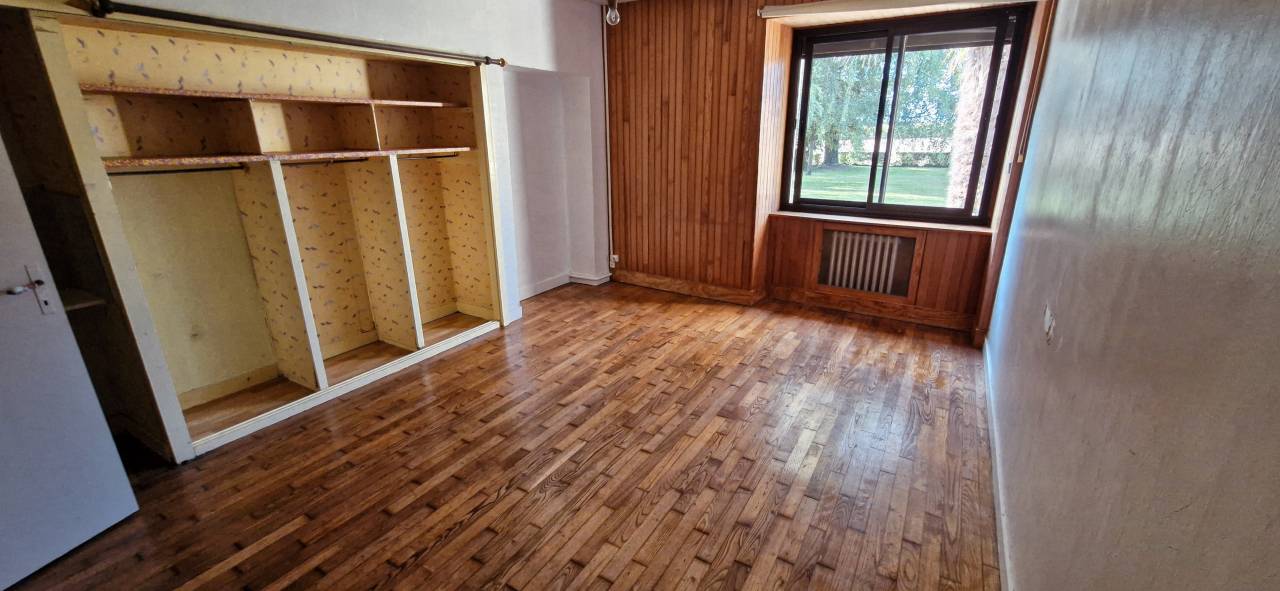 Casa rural estrecha En venta Ile y Vilaine