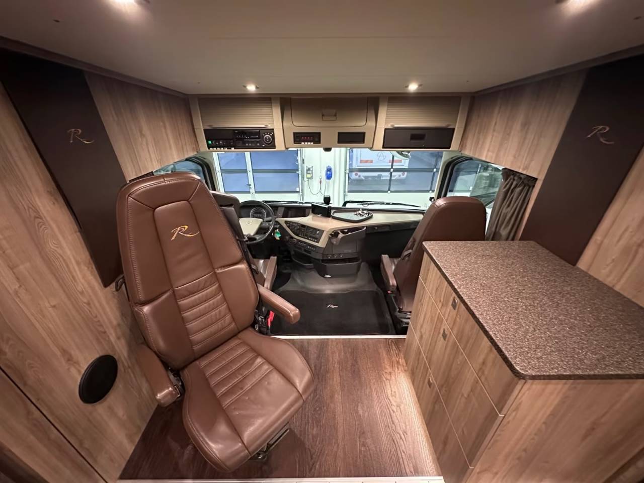 Camión para caballos Otra marca VOLVO 0 De segunda mano