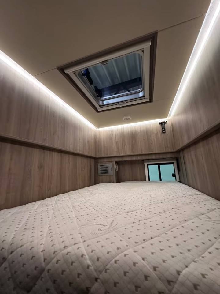 Camión para caballos Otra marca VOLVO 0 De segunda mano