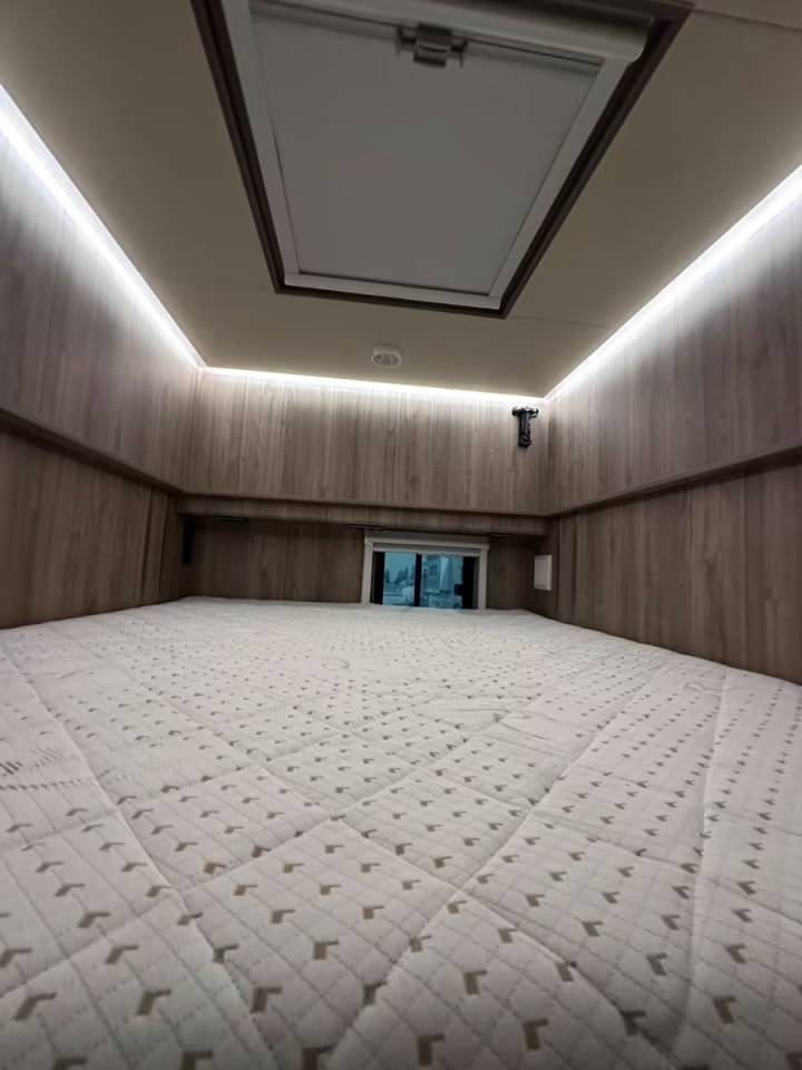 Camión para caballos Otra marca VOLVO 0 De segunda mano