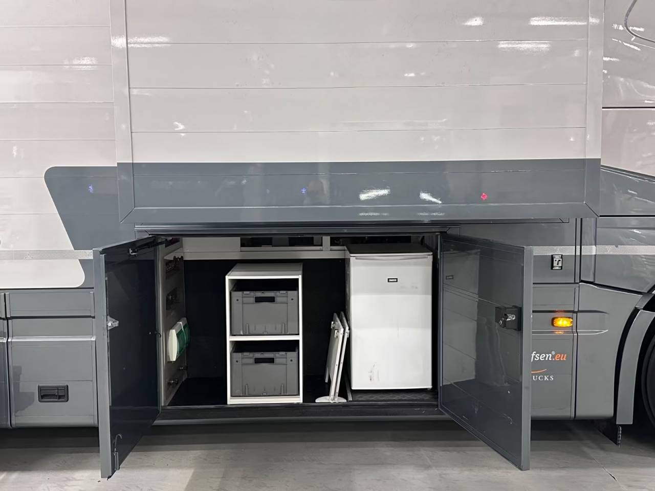 Camión para caballos Otra marca VOLVO 0 De segunda mano