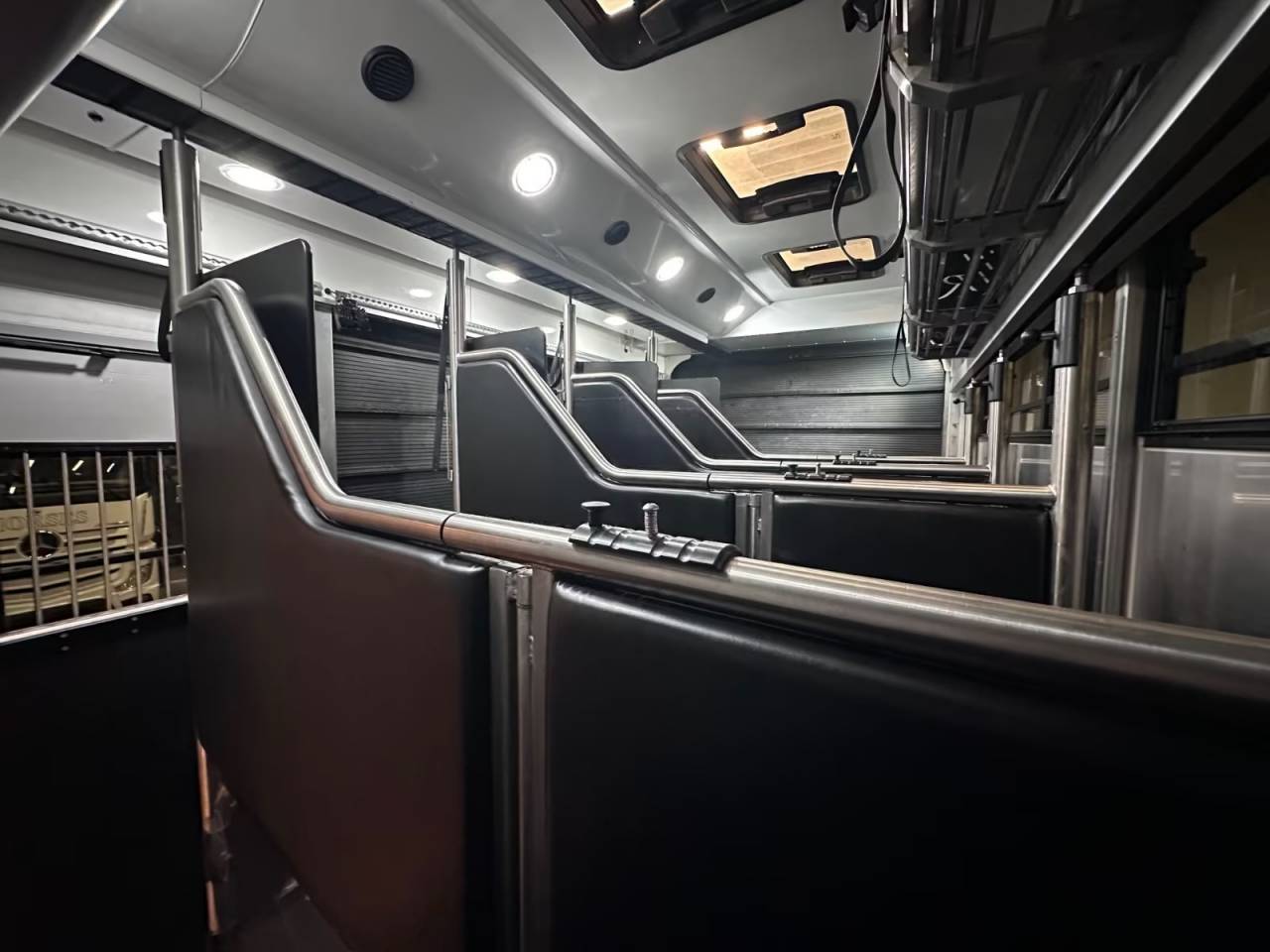 Camión para caballos Otra marca VOLVO 0 De segunda mano