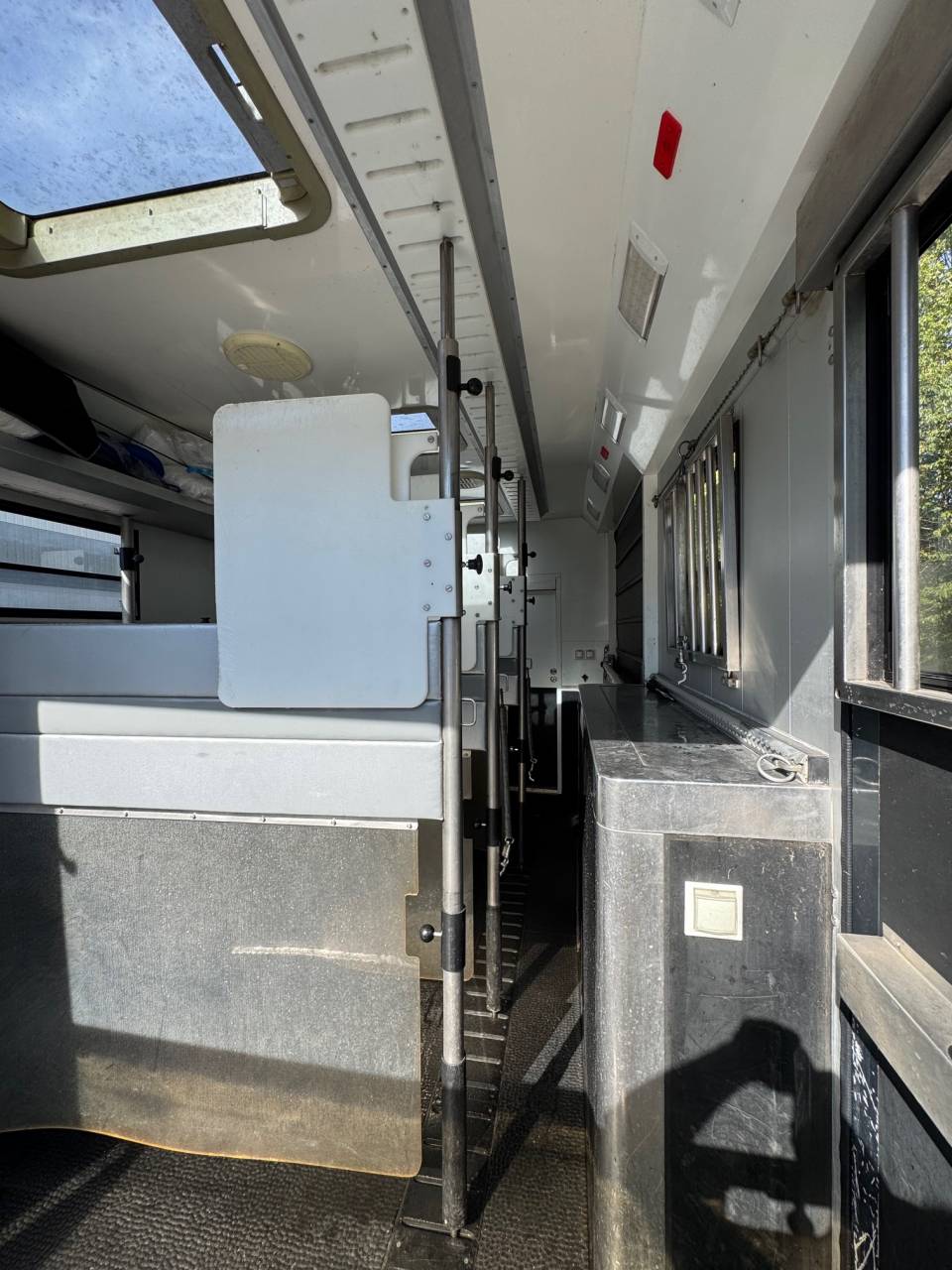 Camión para caballos STX SCANIA 2014 De segunda mano