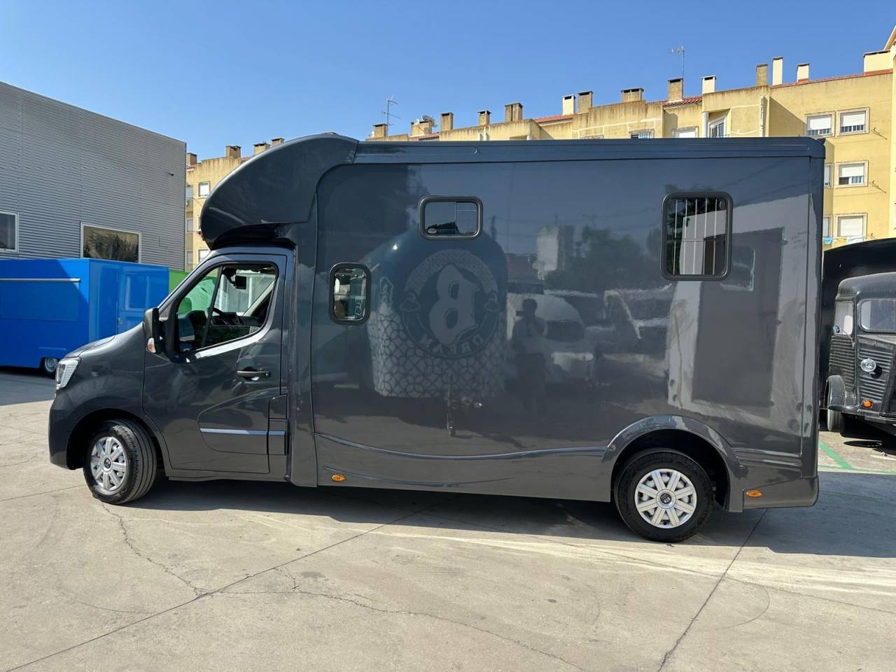 Furgoneta para caballos Renault Renault master 2024 Nuevo
