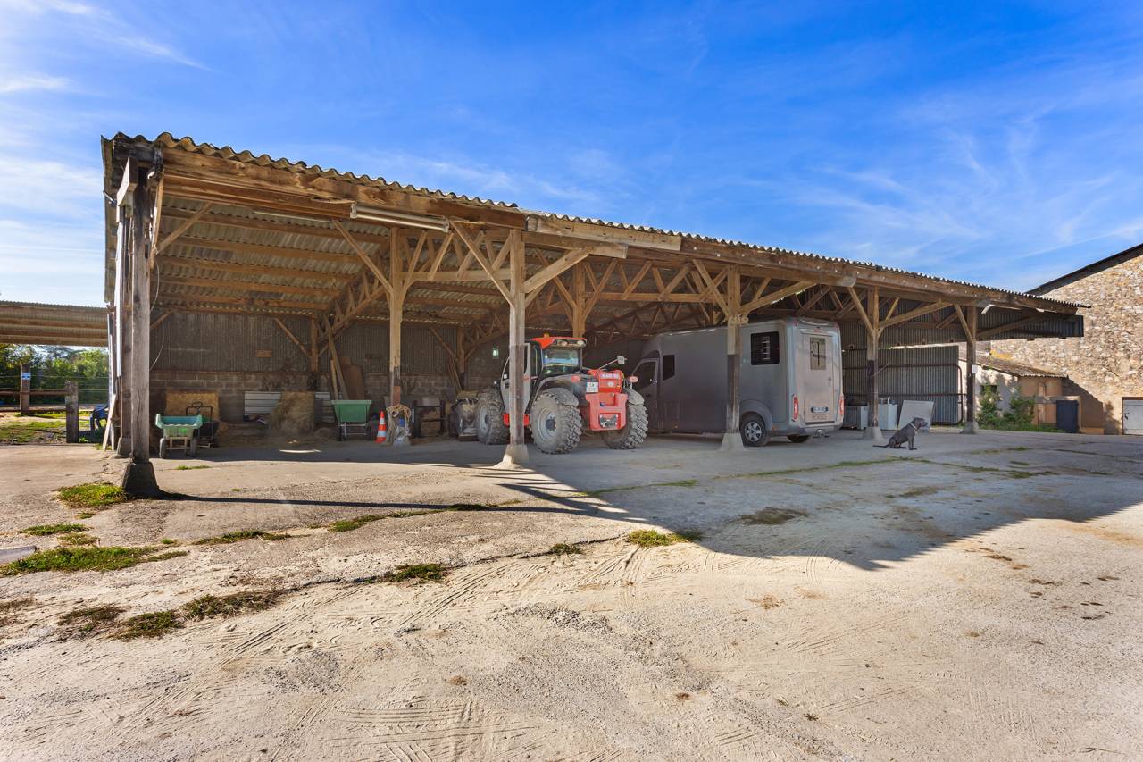 Cuadra de propietarios En venta Loira Atlántico