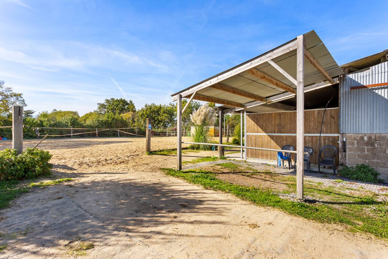 Cuadra de propietarios En venta Loira Atlántico