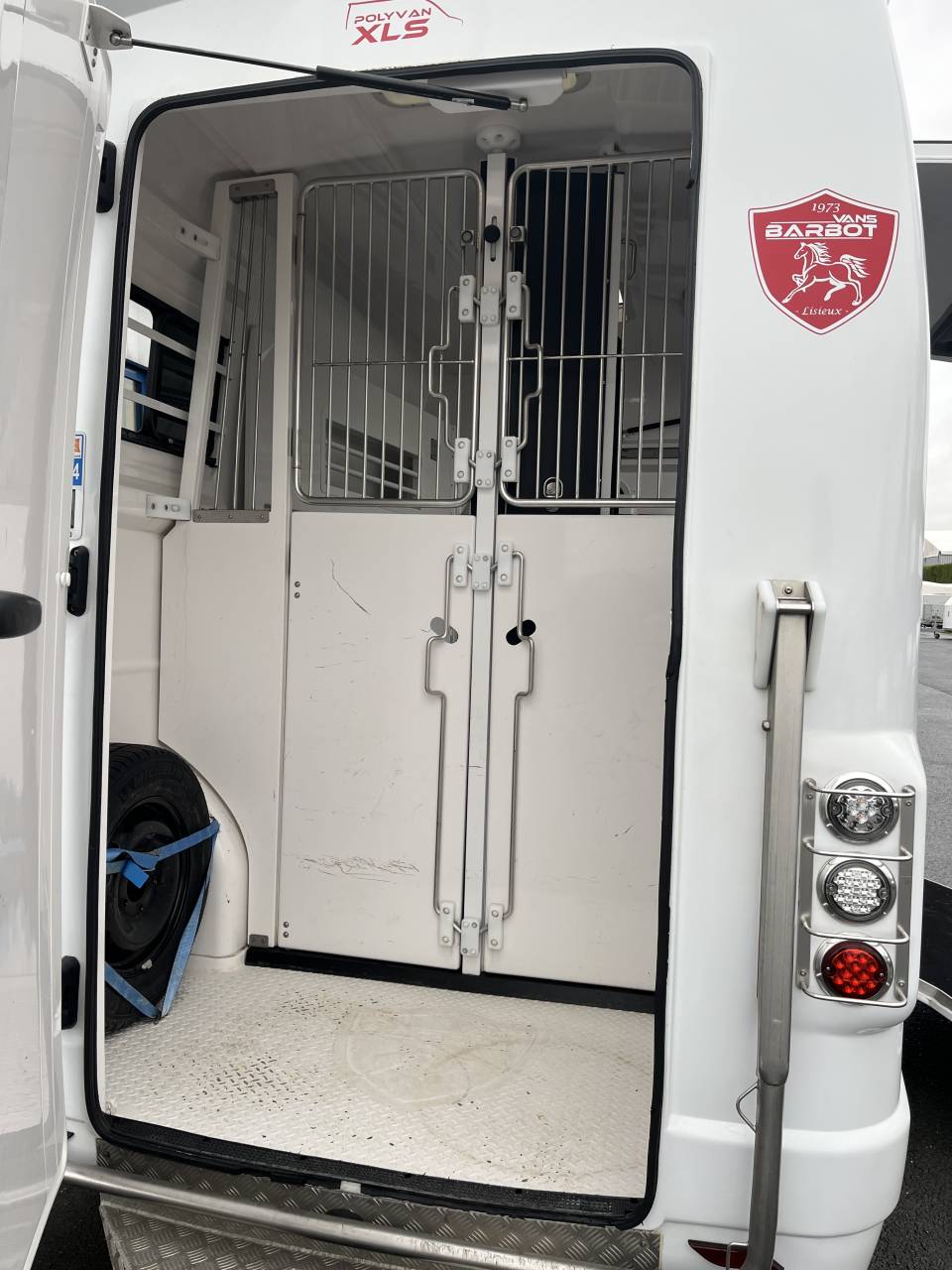 Furgoneta para caballos Barbot XLS 2021 De segunda mano