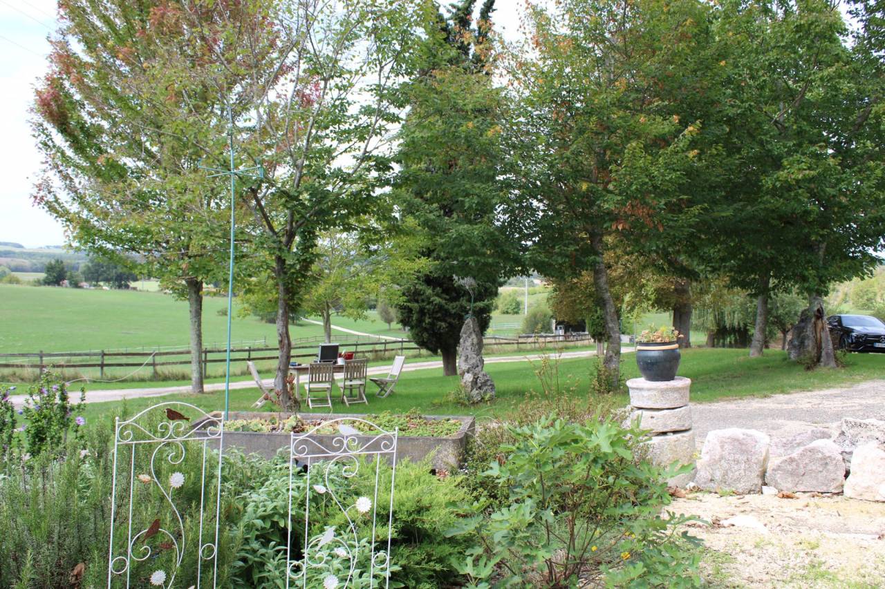 Propiedad ecuestre En venta Lot y Garona