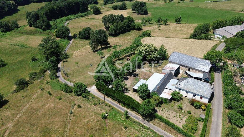 Explotación agrícola En venta Corrèze