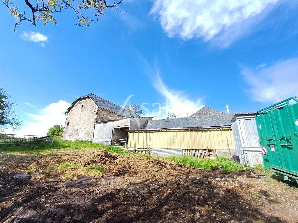 Explotación agrícola En venta Corrèze