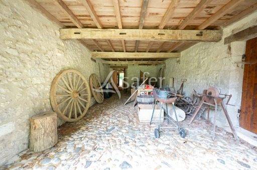 Explotaci&oacute;n agr&iacute;cola En venta Lot y Garona