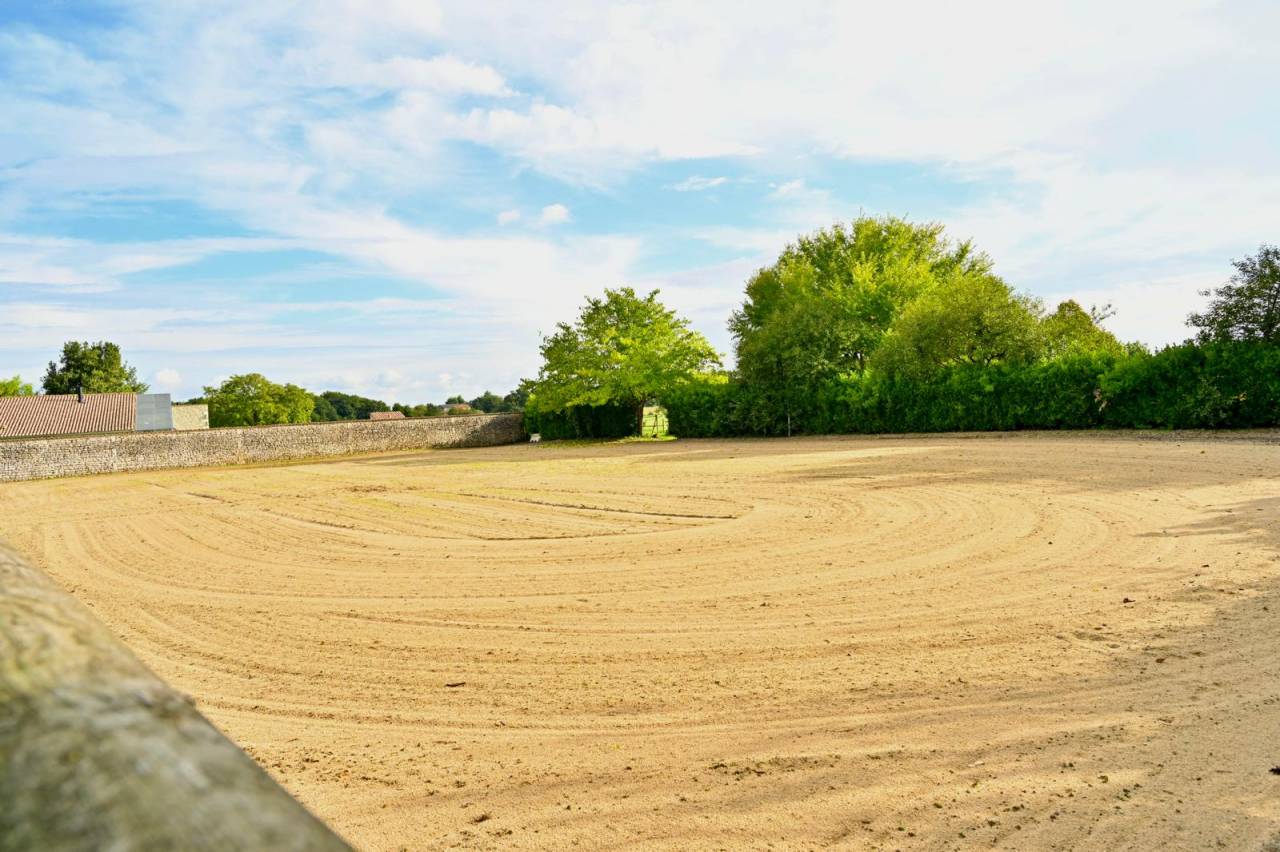 Propiedad ecuestre En venta Charente Marítimo