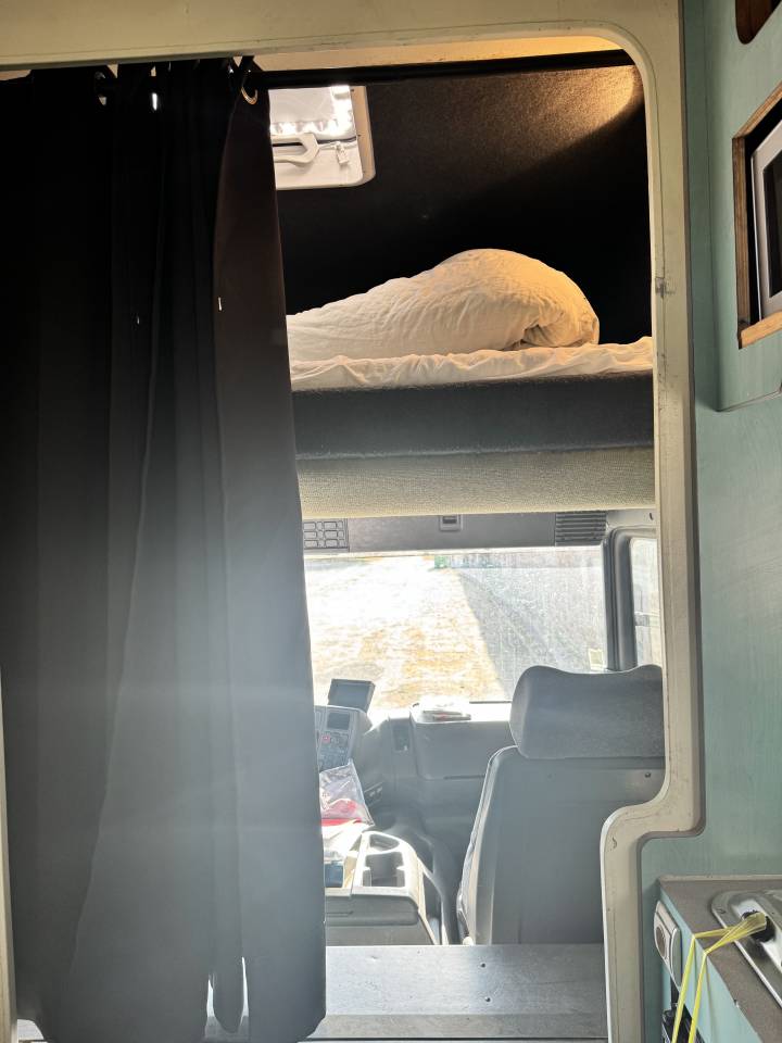 Camión para caballos Scania 94XS 2000 De segunda mano