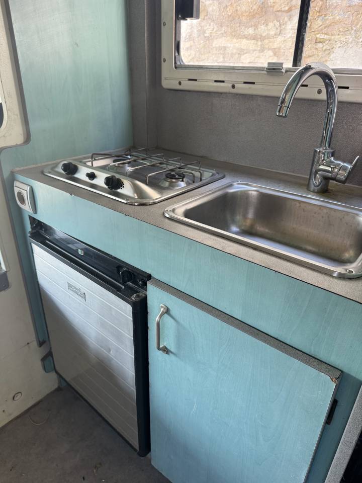 Camión para caballos Scania 94XS 2000 De segunda mano