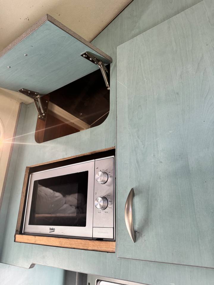 Camión para caballos Scania 94XS 2000 De segunda mano