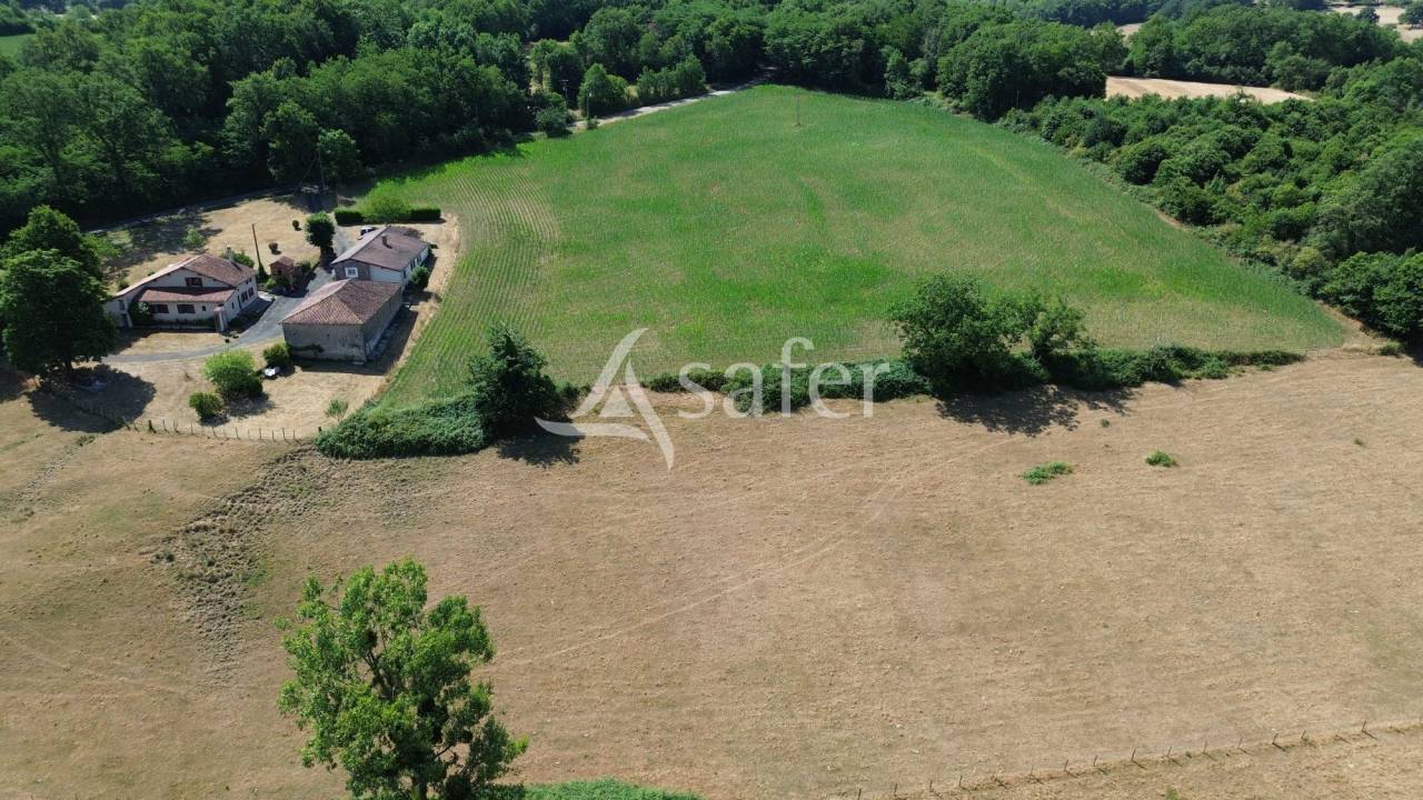 Explotación agrícola En venta Charente