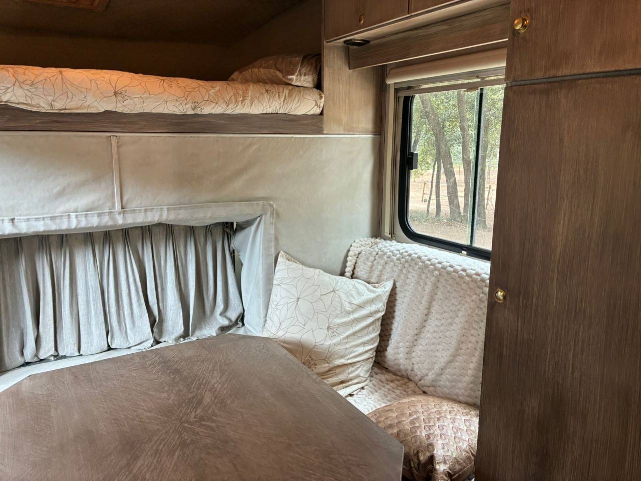 Camión para caballos Daf  2003 De segunda mano