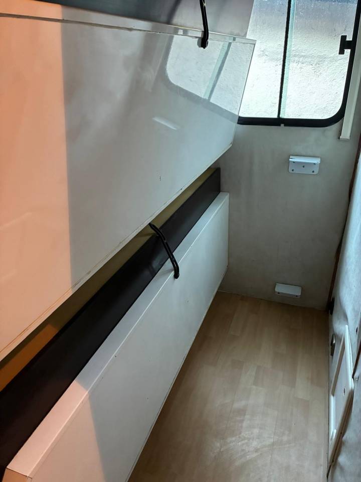 Camión para caballos Daf  2003 De segunda mano