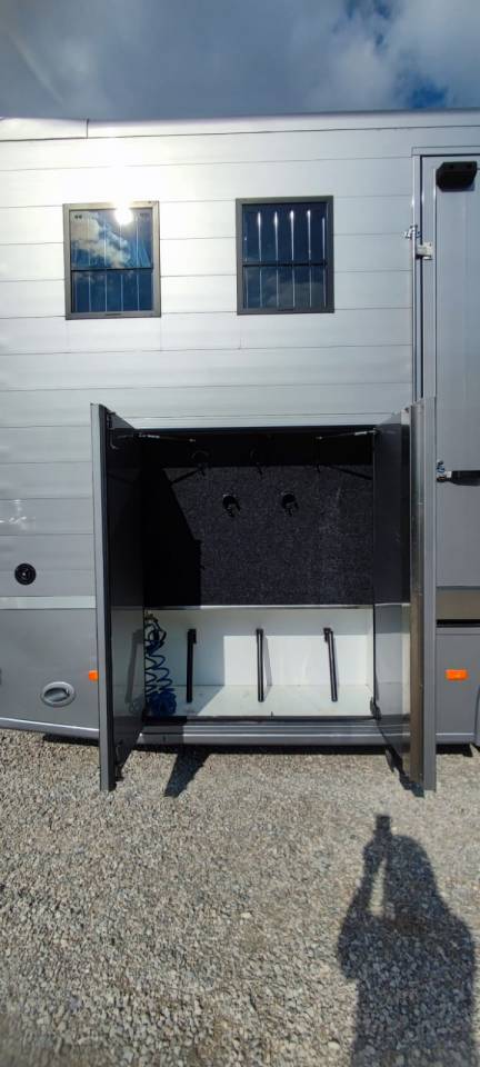 Camión para caballos Man MAN - TGM 2018 De segunda mano