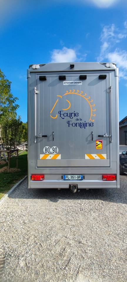 Camión para caballos Man MAN - TGM 2018 De segunda mano