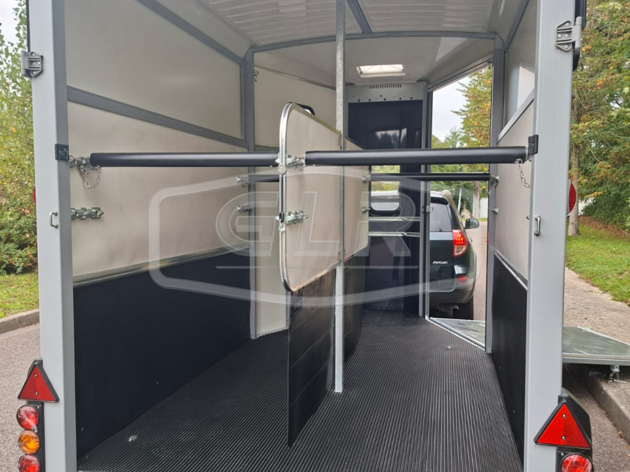 Van caballos Ifor Williams HB 511 2 Caballos 2025 Nuevo