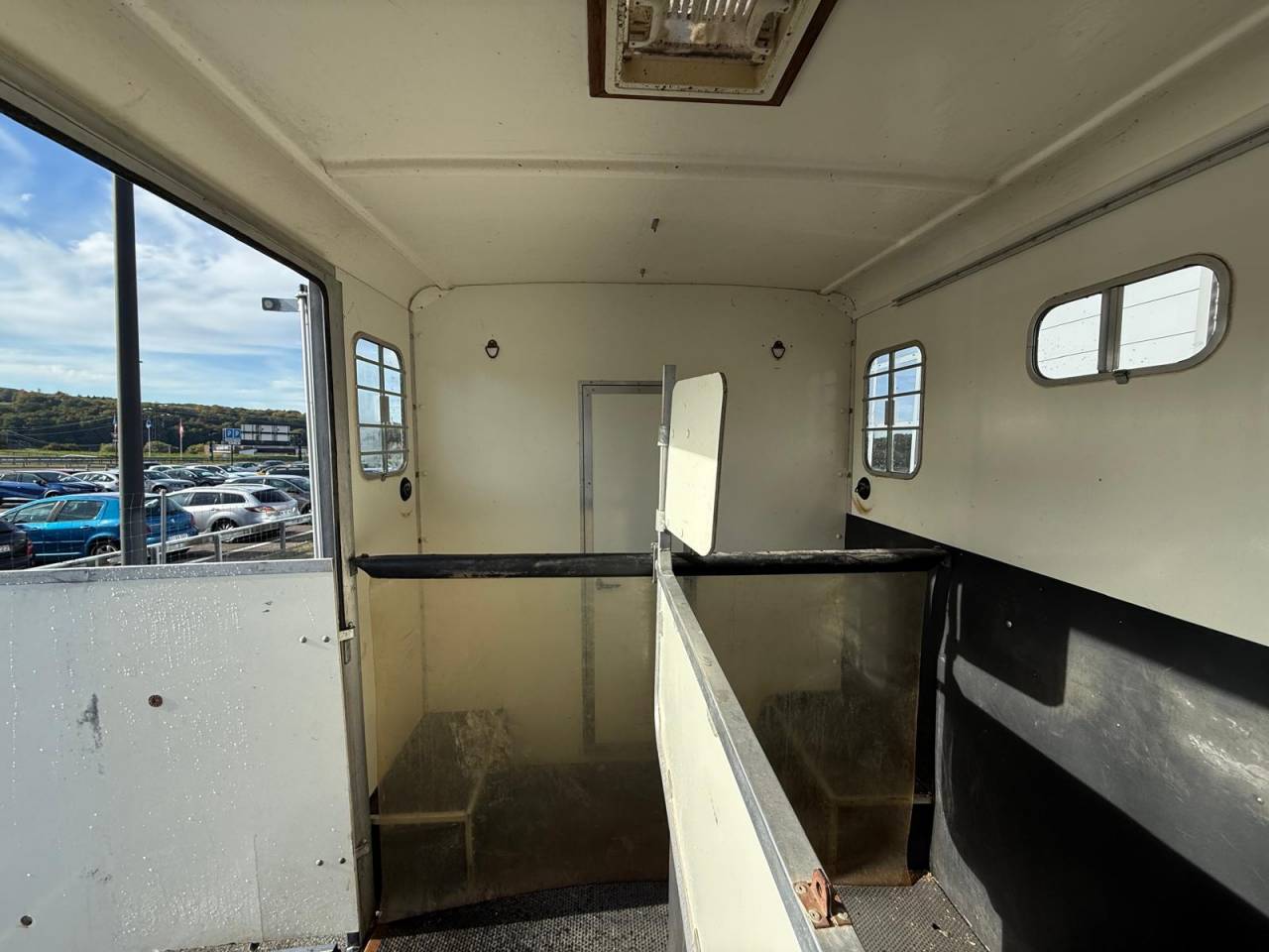 Furgoneta para caballos Equi-Trek EQUI-TREK 3 PLACES 2009 De segunda mano