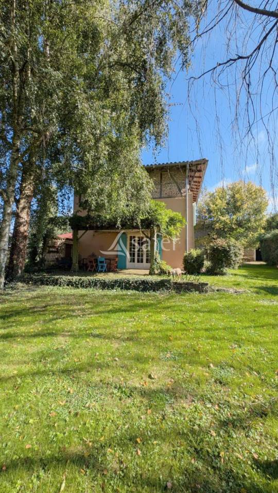 Propiedad ecuestre En venta Ain