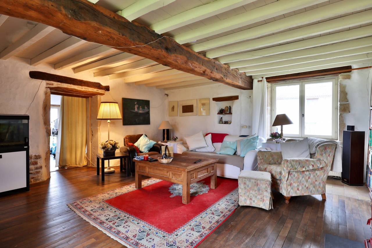 Propiedad ecuestre En venta Ain