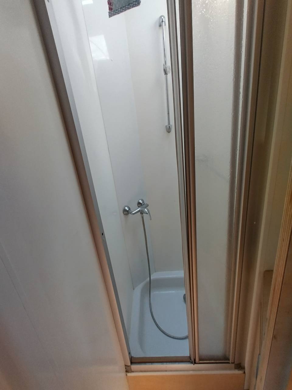 Camión para caballos Scania L144 6x2 2003 De segunda mano