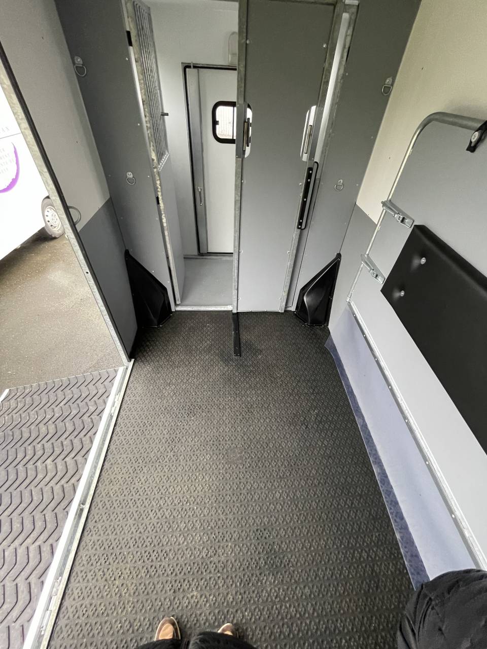 Furgoneta para caballos AP Petit Peugeot Boxer L4   2020 Nuevo