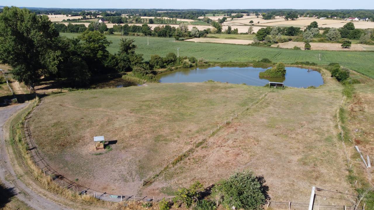 Granja ecuestre En venta Cher
