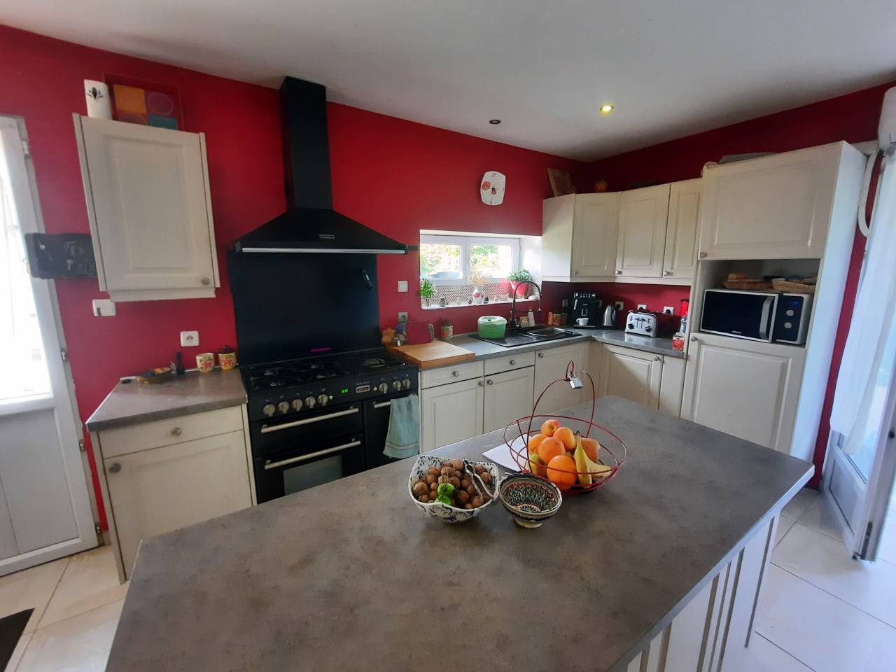 Bonita residencia ecuestre En venta Charente Marítimo