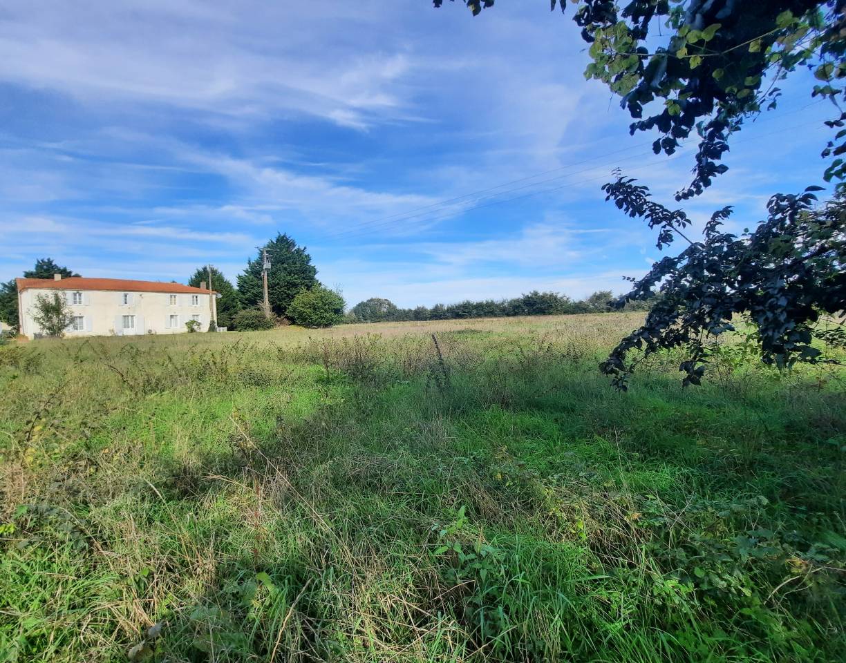 Bonita residencia ecuestre En venta Charente Marítimo
