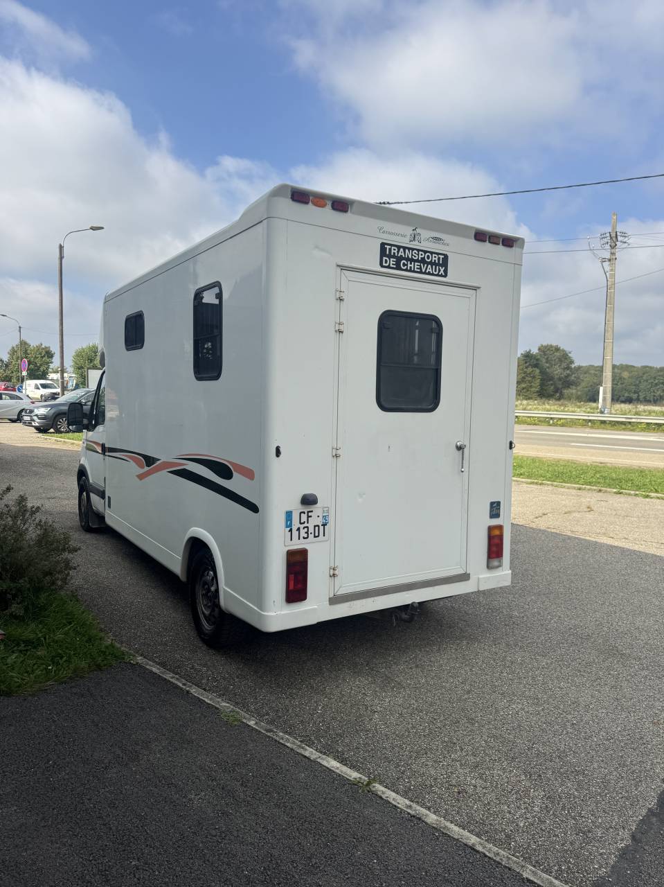 Furgoneta para caballos MTM Renault master  2006 De segunda mano