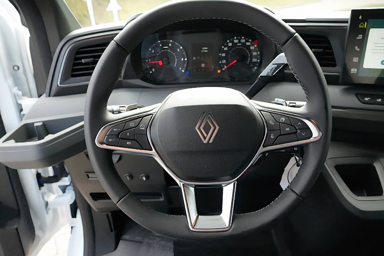 Furgoneta para caballos Renault RENAULT 0 Nuevo