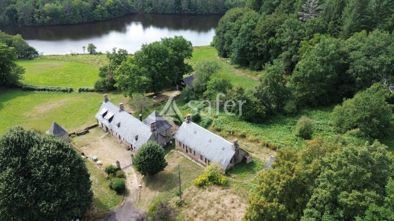 Propiedad rural En venta Corrèze