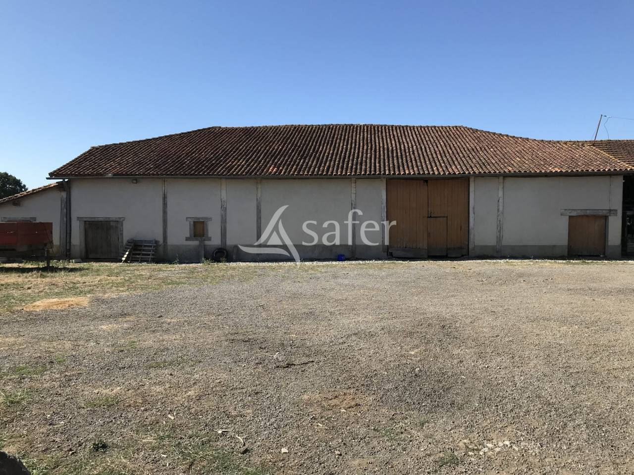 Explotaci&oacute;n ovina En venta Charente