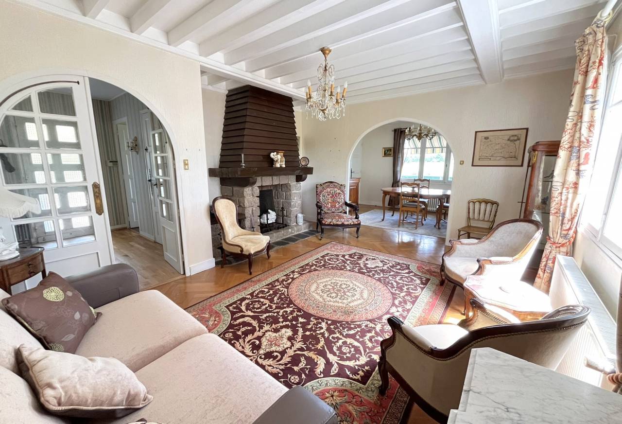 Bonita residencia ecuestre En venta Ain