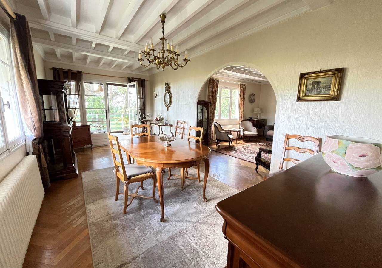 Bonita residencia ecuestre En venta Ain