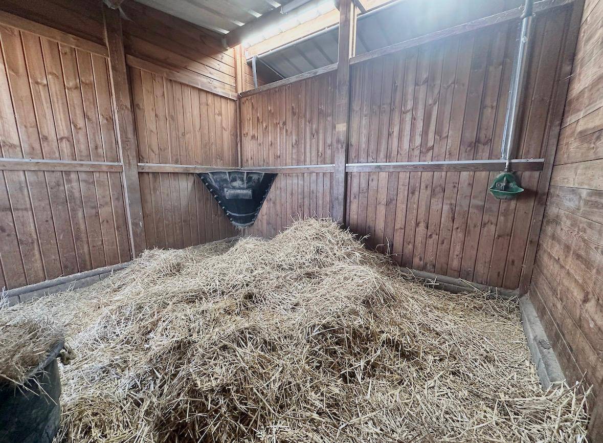 Cuadra de propietarios En venta Calvados