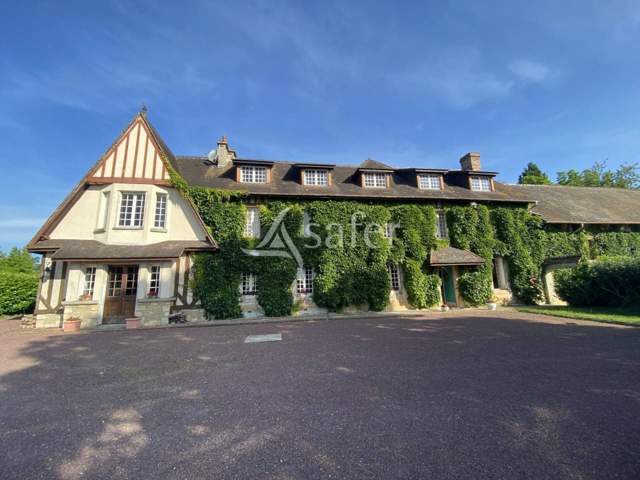 Explotación agrícola En venta Orne