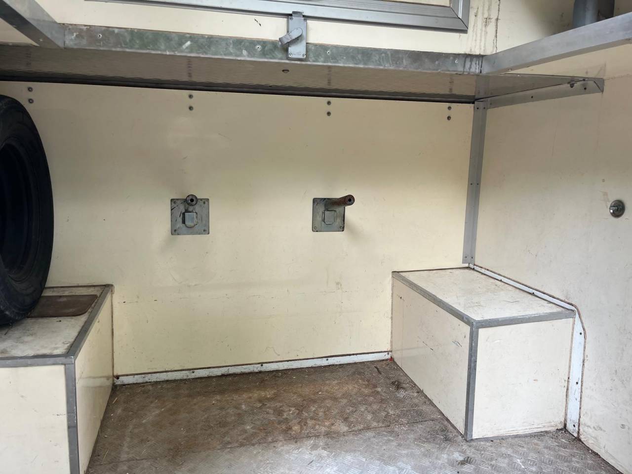 Furgoneta para caballos Les Vans ACR Jumper 2007 De segunda mano