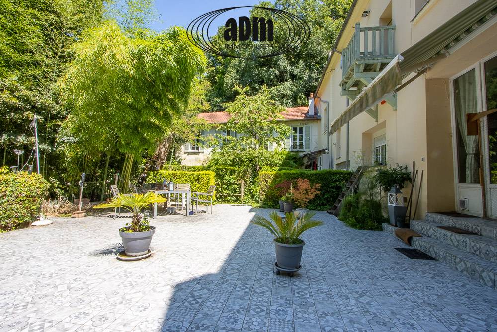 Bonita residencia ecuestre En venta Sena y Marne