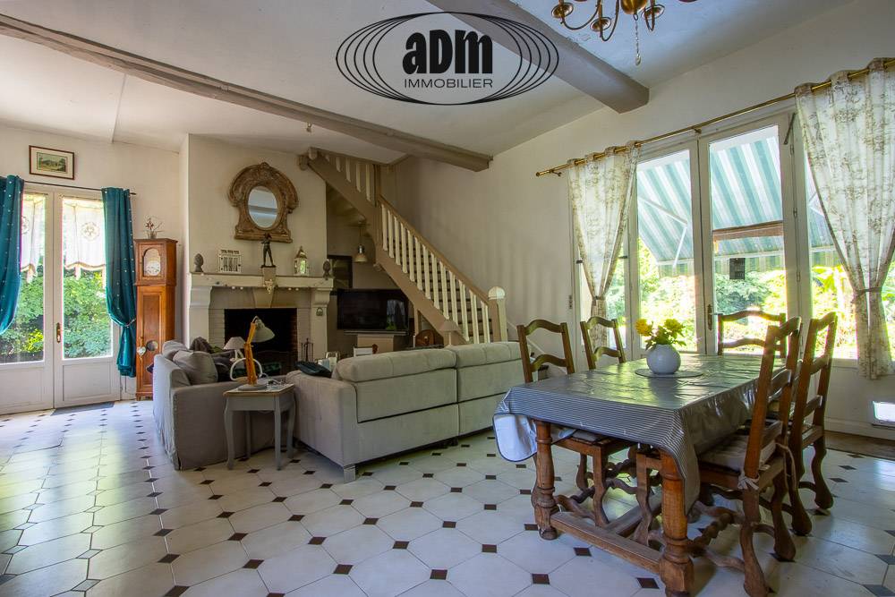 Bonita residencia ecuestre En venta Sena y Marne